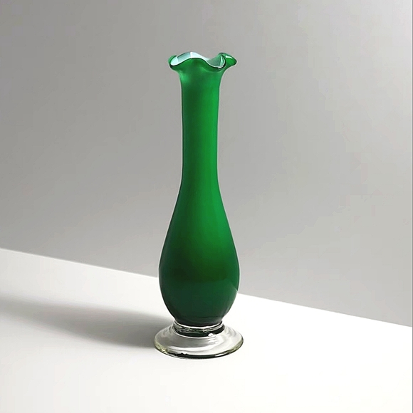 Vintage Glass Vase - Picture 2 of 4